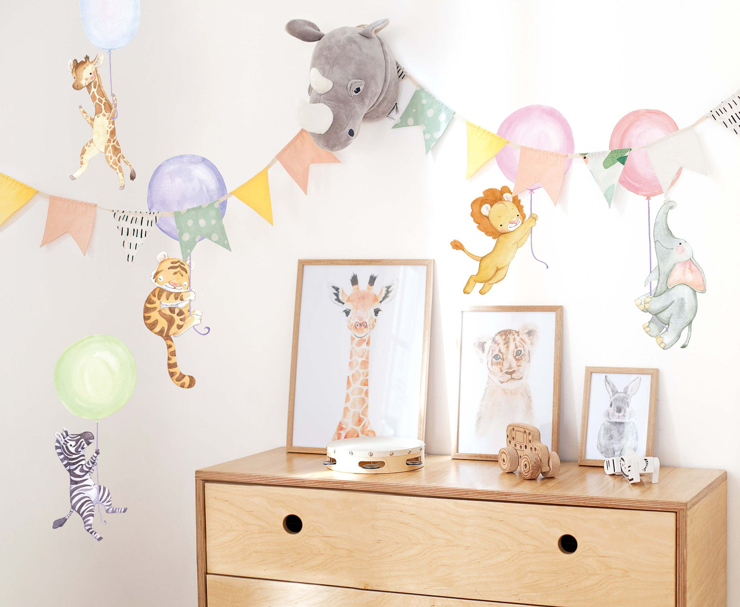 Safari Animals Nursery Wall Decals Color Balloons Stickers, LF067